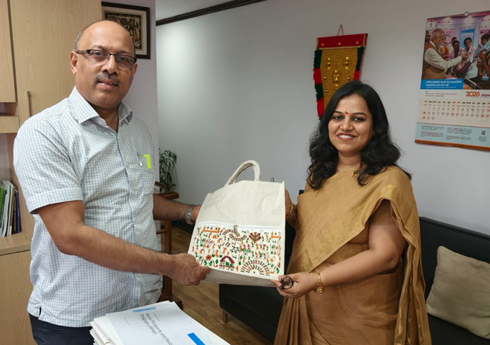 GLPC MD discusses with Additional Secretary, MoRD